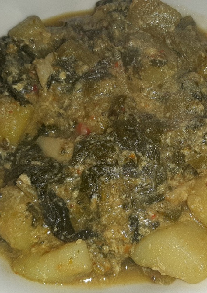 Una foto de Acelgas con Papas y Huevo