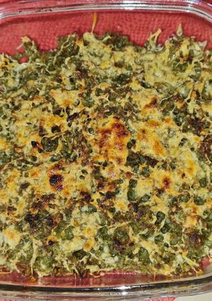 Una foto de Arroz cremoso con espinacas y queso enmental