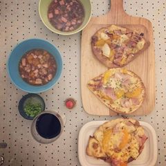 A picture of Grilled peach pizza.