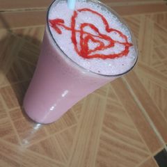 A picture of Blueberry milk shake😋.
