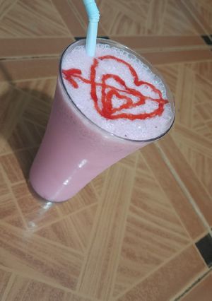 A picture of Blueberry milk shake😋.