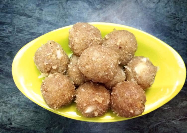 Coconut Ladoo