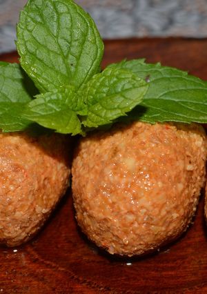 Una foto de Kebbe de nueces (Kebbe ma’a yoz)