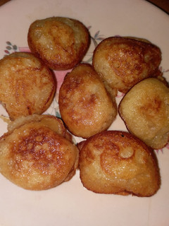 வாழைப்பழ பணியாரம் (Vaazhaipazha paniyaram recipe in tamil) செய்முறை முக்கிய புகைப்படம்