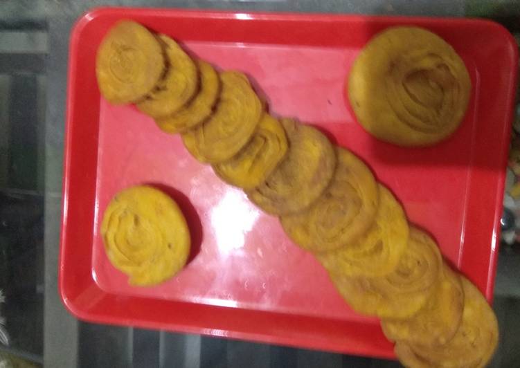 Crispy Nimki Mathari