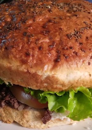 Una foto de Hamburguesa tamaño familiar
