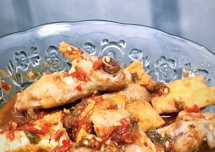 Cara mudah Membuat Ayam Tahu Masak Habang Khas Kalimantan #menukeluarga, Bisa Manjain Lidah