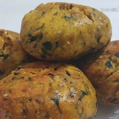 A picture of Rajasthani Traditional Makke ka Dhokla Recipe.