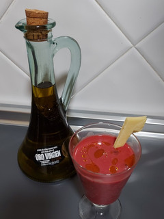 Una foto de Gazpacho de remolacha