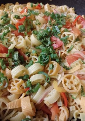 Una foto de Fideos salteados