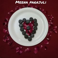 A picture of Homemade chocolates.... Happy chocolates day.