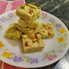 A picture of Lauki Ke Burfi.