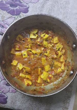 A picture of Masala paneer.