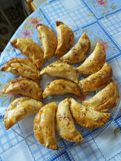 Una foto de Empanadillas de queso y membrillo