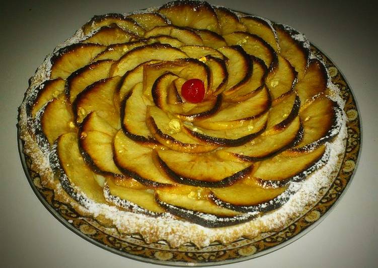 Tarte aux pommes a la crème