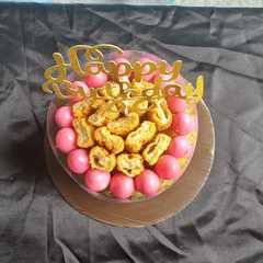 รูปของ Noodle cake (mie ulangtahun)