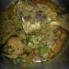 A picture of Hilsa curry with mustard (সরষে ইলিশ).