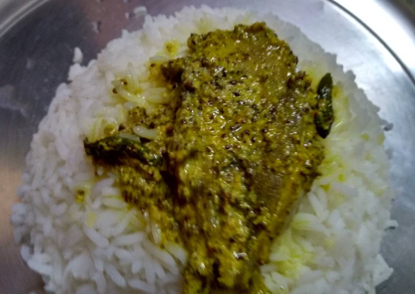 Steamed hilsha