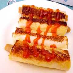 รูปของ Roti Gulung Isi Sosis Keju