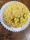 Torta mimosa con crema chantilly e pesche sciroppate