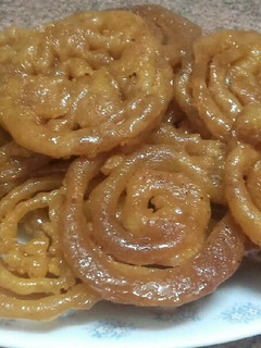 Una foto de Zelabia, galletas de miel para ramadán /comida de Marruecos