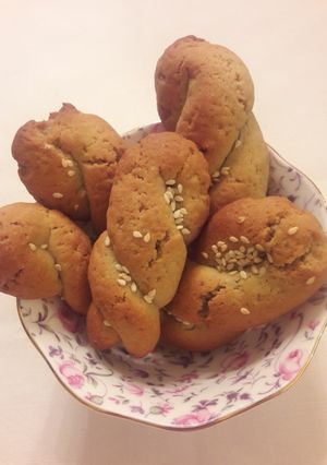 Φωτογραφία της συνταγής Κουλουράκια με κόκκινο κρασί