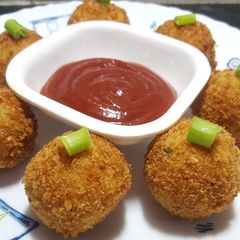 A picture of Potato Cheese Balls 🥔.
