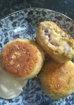 A picture of Rice Bread.