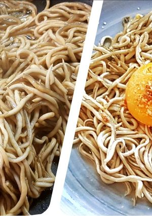 Foto principal de Gulas flambeadas con huevos poché y foie grass de pato
