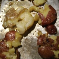 A picture of Smashed Potatoes oven.