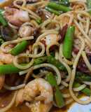 Espaguetti con camarones al ajillo