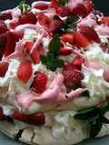Pavlova de Morango & Marshmallow!