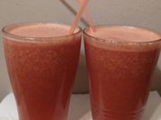Una foto de batidora de vaso smoothie