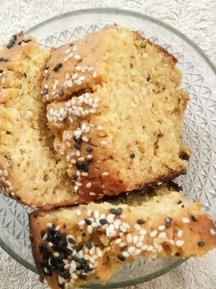 દૂધી નો હાંડવો (Dudhi Handvo Recipe in Gujarati) રેસીપી મુખ્ય ફોટો