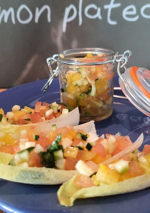 Une photo de Tartare de courgette - apéritif
