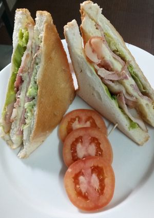 A picture of Bacon Sandwich.