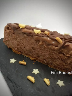 Una foto de Tarta de turrón Suchard