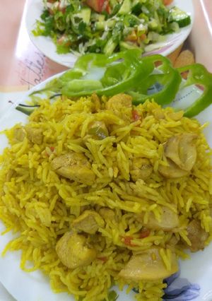 صورة لوصفة شيش مع الرز وبهار الكبسة والكاري 💯😋