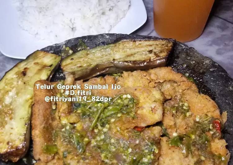 Cara Menyiapkan Telur Geprek Sambal Ijo #Dapur Fitri yang Bikin Ngiler!