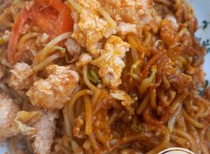 Foto resep Mie Balado Telur Ikan