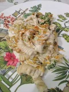 Una foto de FUSILLI A LA CREMA ITALIA. 👨🏻🍳