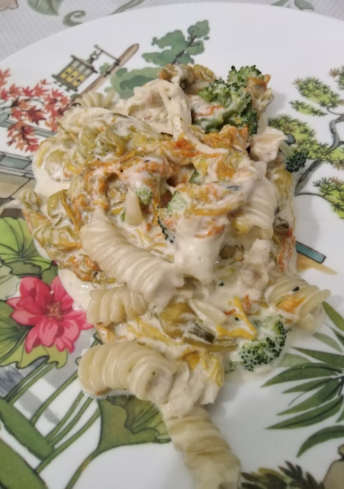Una foto de FUSILLI A LA CREMA ITALIA. 👨🏻‍🍳