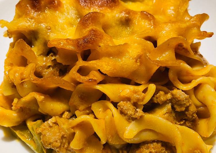 Quick and Easy Turkey 🦃 Noodle ? Casserole 🥘