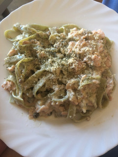 Una foto de 189. Salsa de salmón ahumado y alcaparras (salsa)