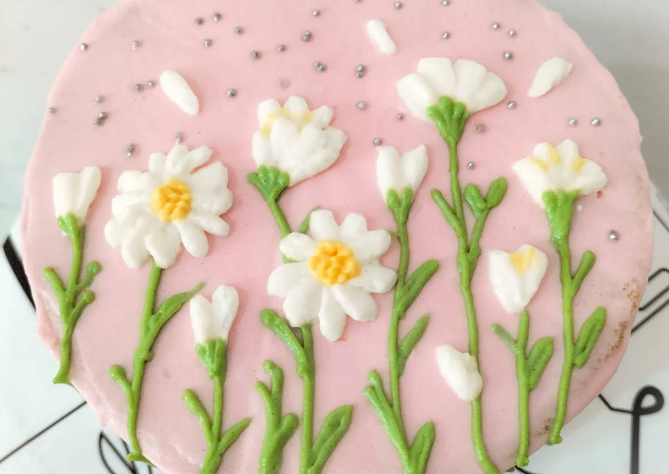 Vanilla Sponge Cake : Daisy field