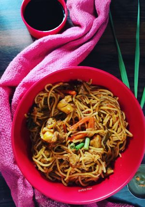 A picture of Chicken noodles.