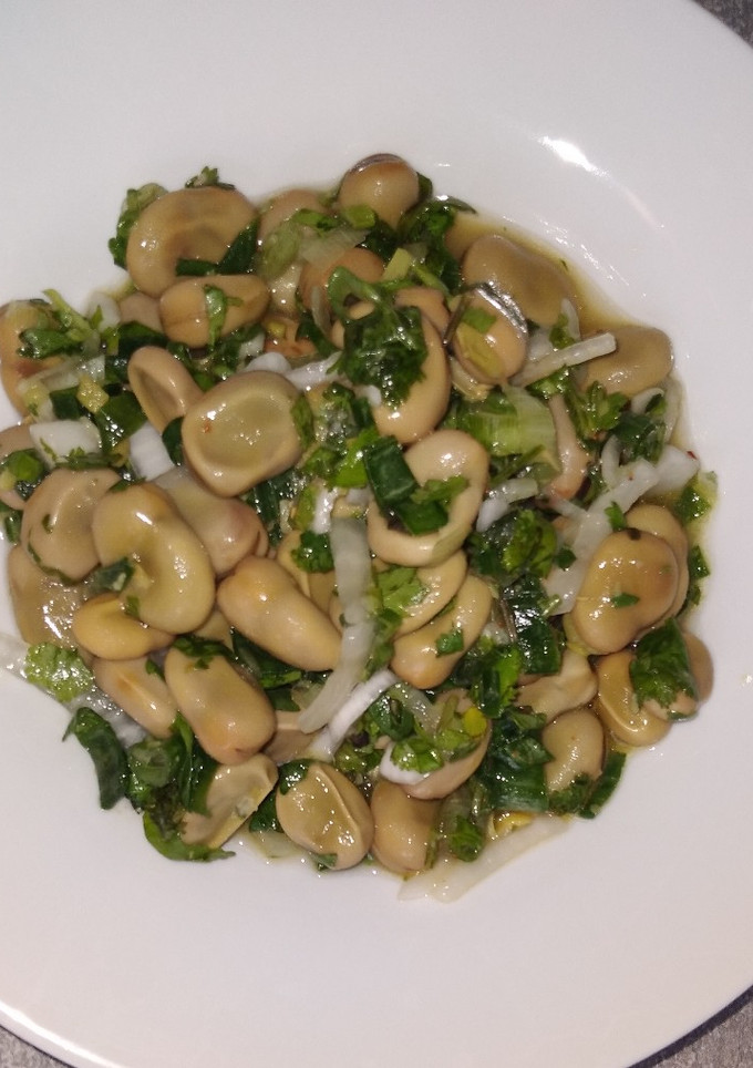 Una foto de Ensalada de habas