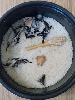 Foto resep Nasi Uduk Rice Cooker