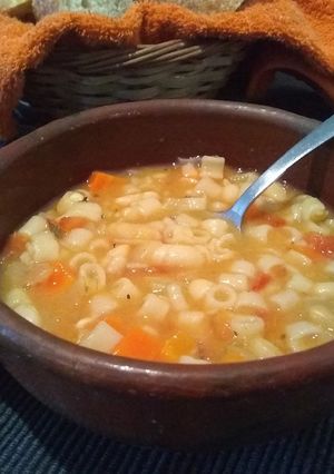 Una foto de Pasta y fagioli