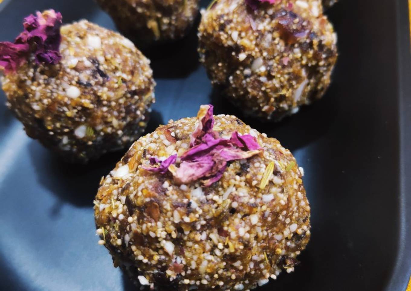 Healthy Ladoo